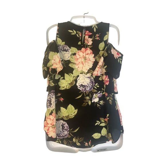 Fortune+Ivy  Short Flutter Sleeve Cold Shoulder Blouse in Black with Floral Med. - Picture 2 of 4